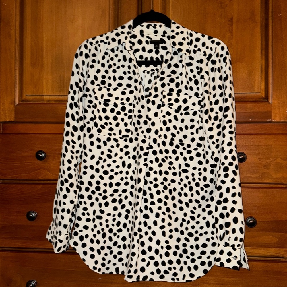 V Neck One Button Blouse | Ann Taylor